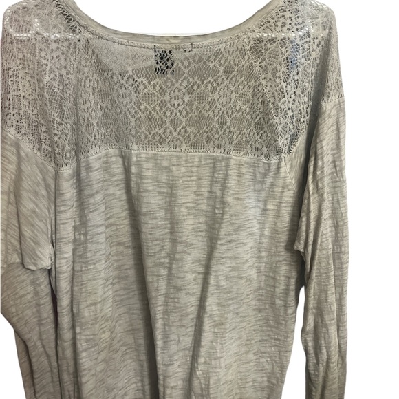 SALE!! DKNY JEANS LOOSE FIT TOP 🔥🔥🔥🔥 - Picture 5 of 7